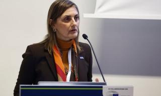 Foto Intervento Claudia Brunori a connact